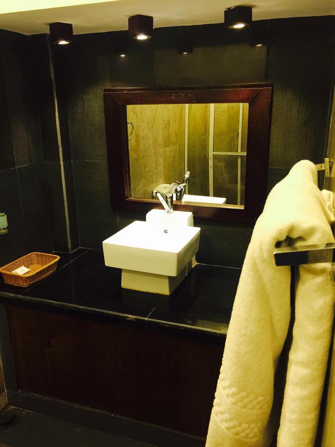 Sleek Hotel Kegalle Bagian luar foto
