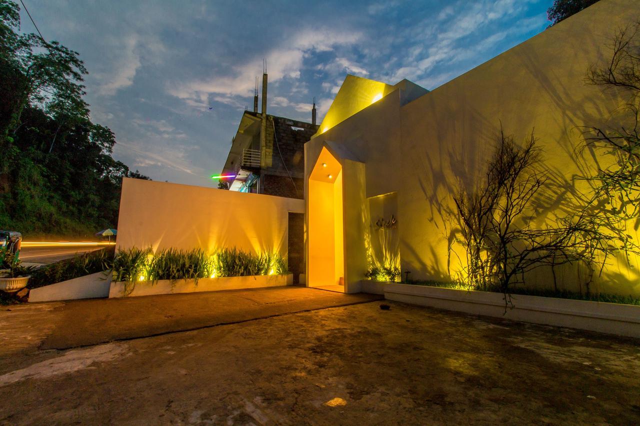 Sleek Hotel Kegalle Bagian luar foto