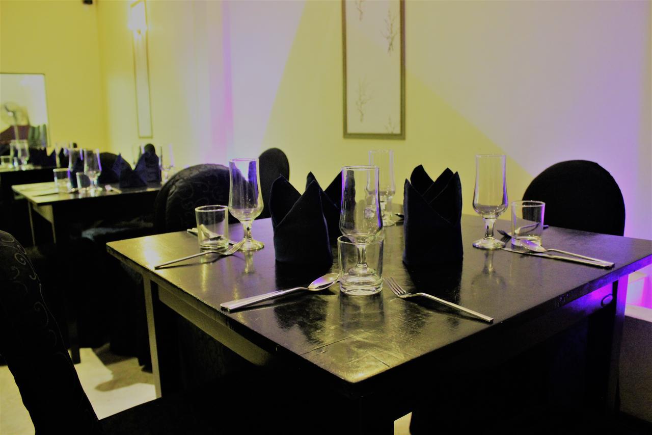 Sleek Hotel Kegalle Bagian luar foto